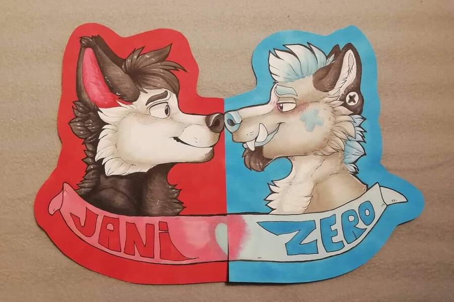 Couple Headshot Badge [xmonsterwolfx, Instagram 2020]
